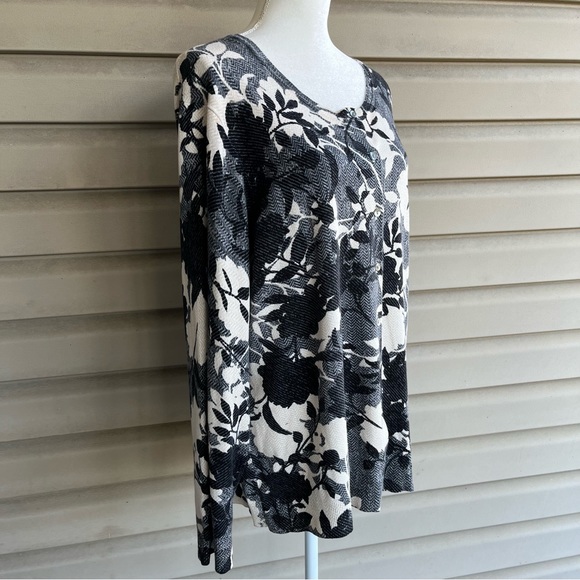 •Karen Scott• Floral/Herringbone Pattern Cardigan Sweater - Size 3X - Picture 4 of 8